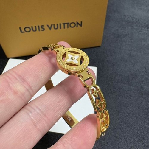 LV Bracelet  05yxs65 (7)_3913433